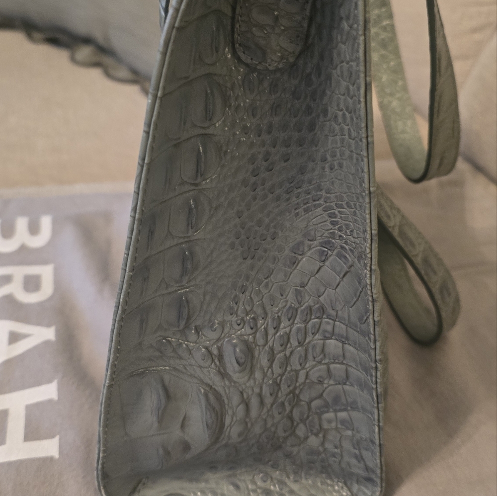 Brahmin Melbourne Anywhere Shoulder Bag with Crocodile Embossed Texture - Picture 4 of 11